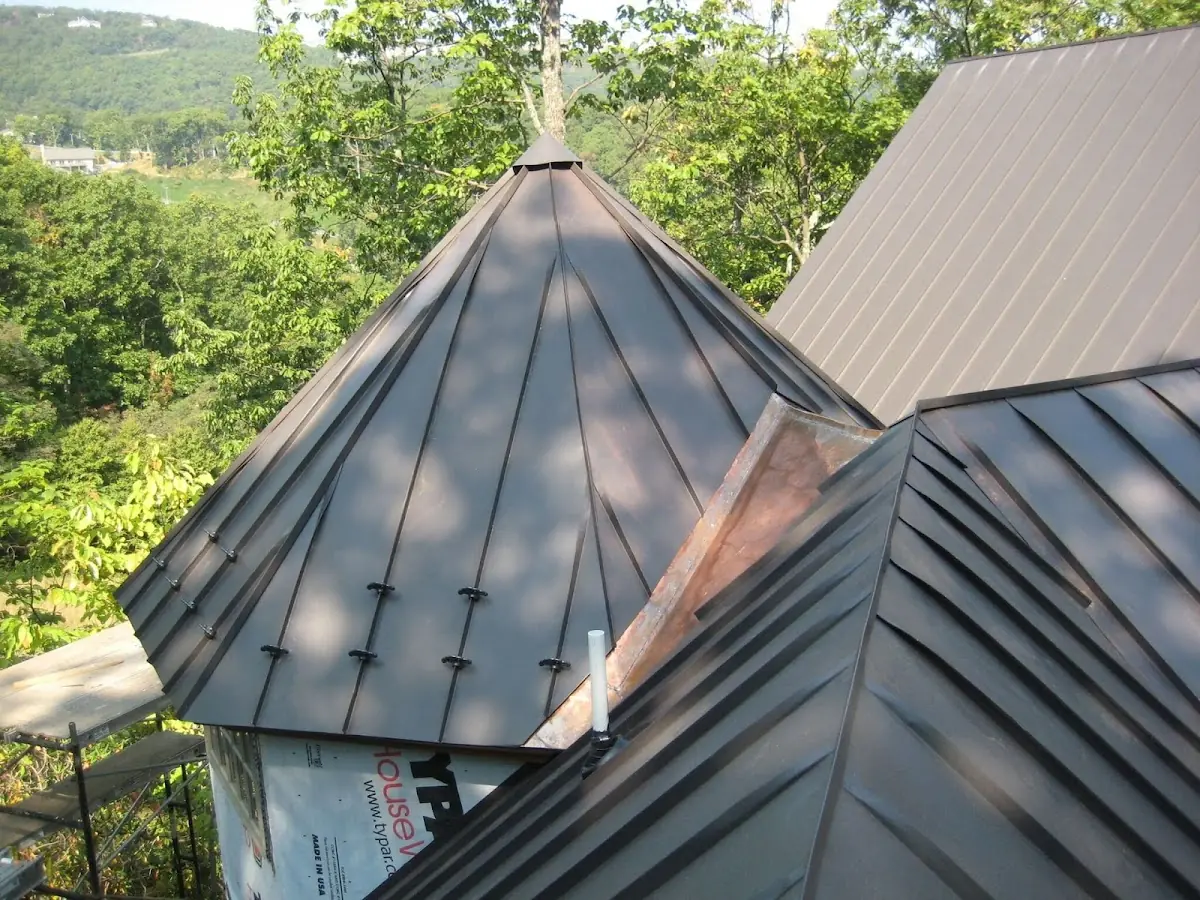 Professional Roof Tarp Installation by Craftsman Roofing in Broad Run